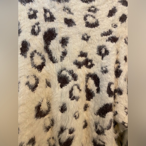Bluivy Young Contemporary Sz Small Leopard Print Open Front Furry Long Cardigan - Picture 4 of 6